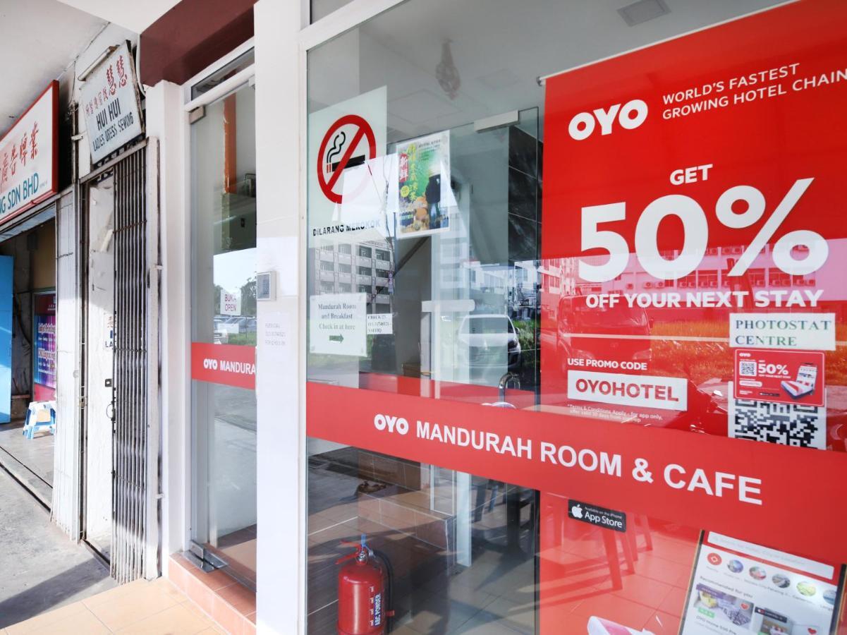 Oyo 836 Mandurah Room & Cafe Kuching Exterior photo